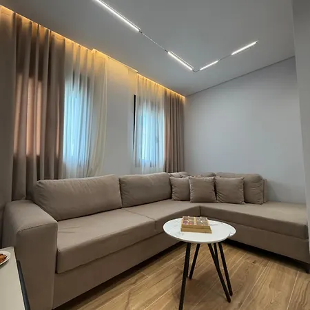 Oez Apartment